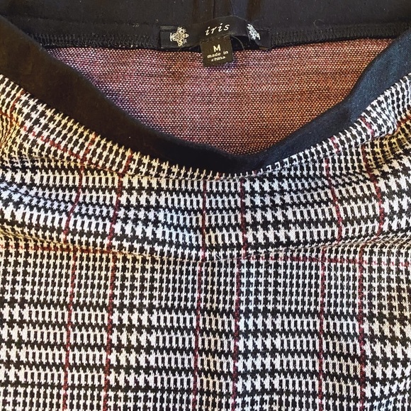 Iris Houndstooth Grey Plaid Pencil Skirt - Picture 5 of 7